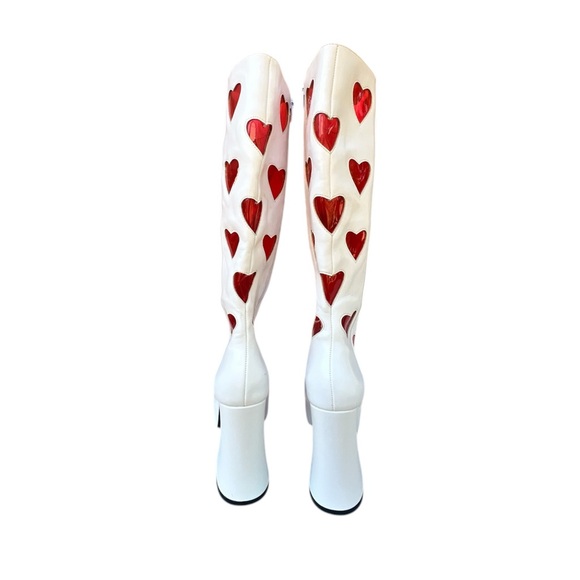 Sugar Thrillz RETRO ROMANCE White With Red clear heart GO GO BOOTS Size 7 - Picture 12 of 16